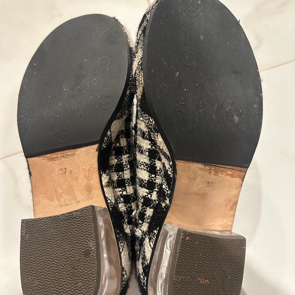 Simone Rocha black & white tweed shoes with lucite heel and pearl accents - Picture 6 of 6